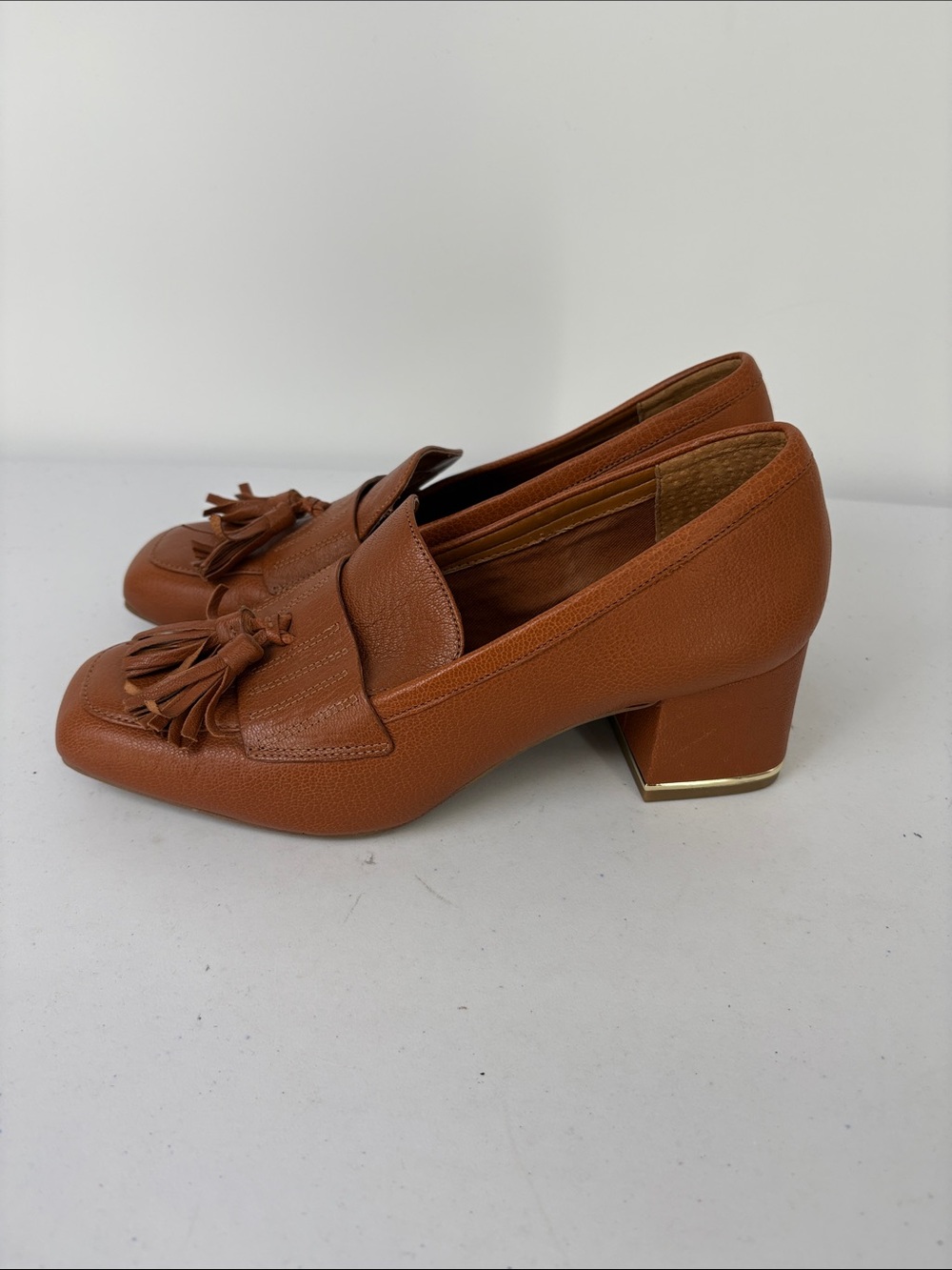 🐎 Franco Sarto Rome Tan Tassel Block Heel Loafers